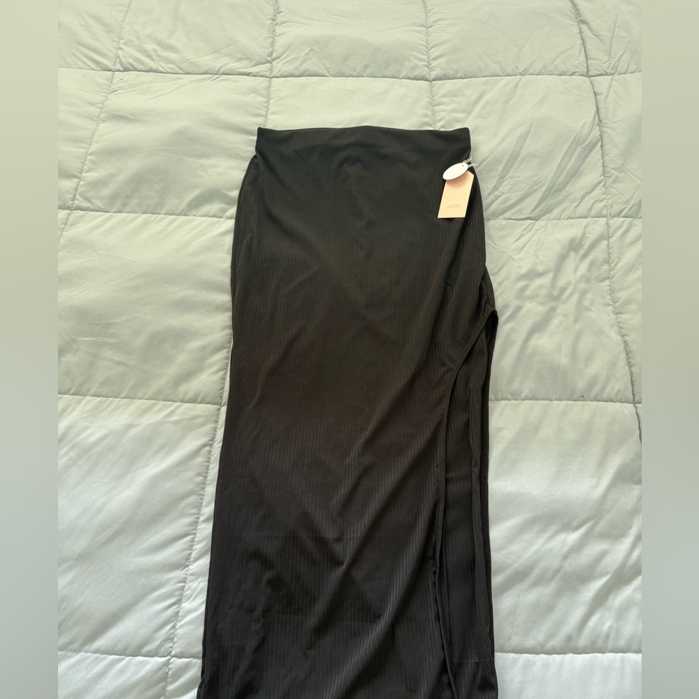 NanaMacs Classic Black Pencil Skirt